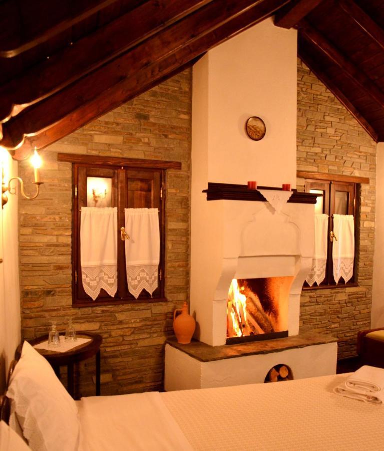 Traditional Guesthouse Lanari Livadi  ภายนอก รูปภาพ