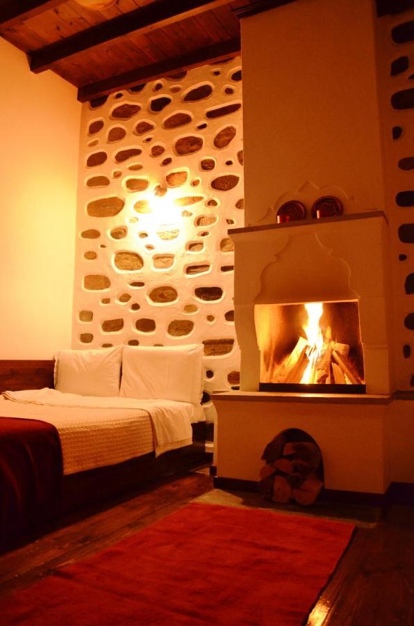 Traditional Guesthouse Lanari Livadi  ภายนอก รูปภาพ